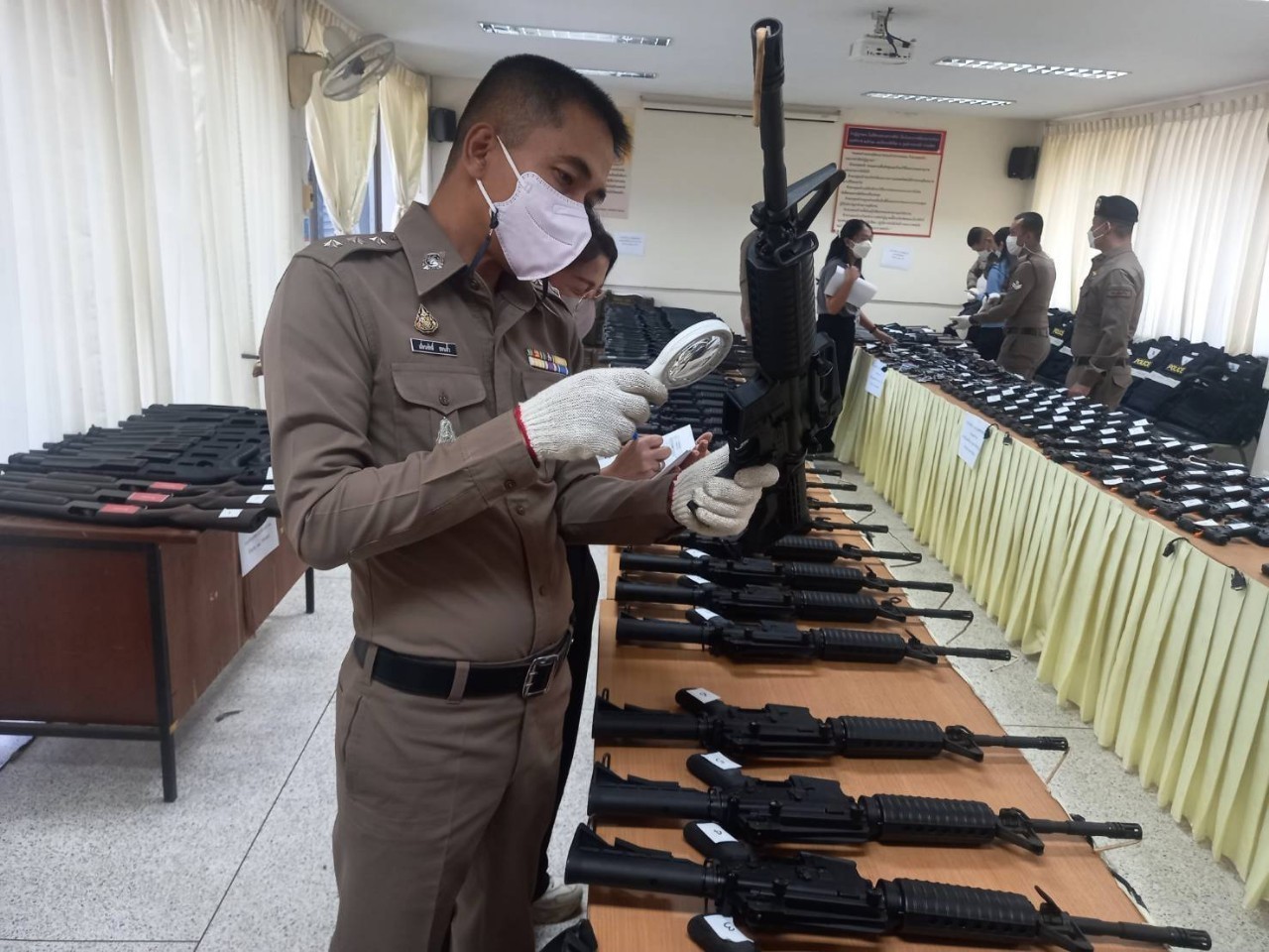 LINE_ALBUM_15 ก.พ.66 ตส.2 ตรวจปืน สภ.ด่านช้าง_๒๓๐๒๑๗_5